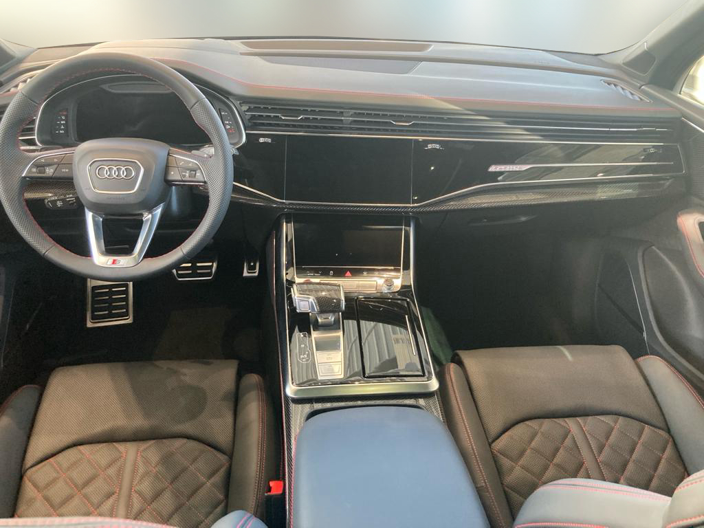 Audi SQ7 TFSI V8 BITURBO QUATTRO | nové české auto skladem | sportovní SUV | benzín V8 BITURBO 507 koní | maximální výbava | skvělá cena | auto eshop | nákup online na AUTOiBUY.com